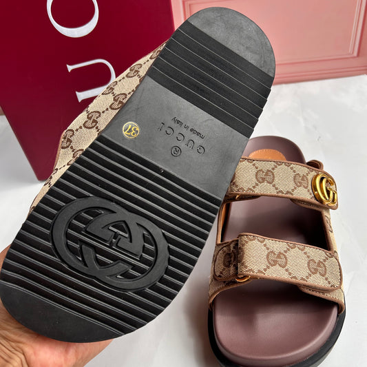 Sandalias de verano GG