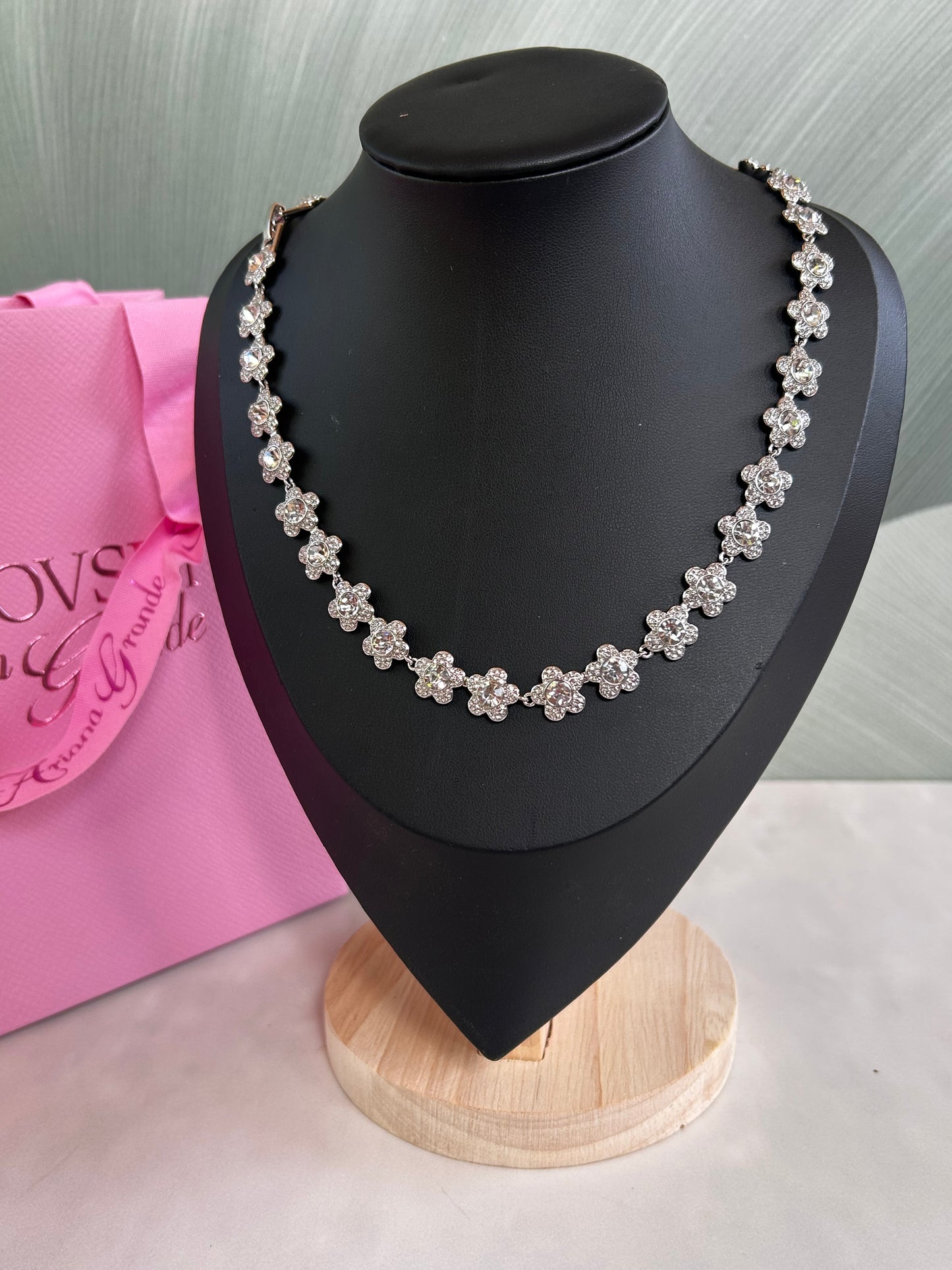 Collar de flor Swarovski