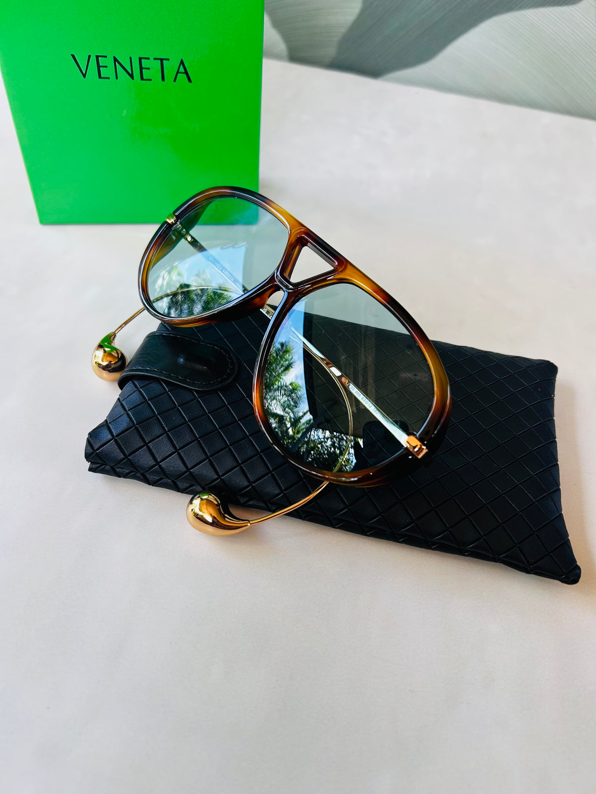 Lentes Bottega Veneta