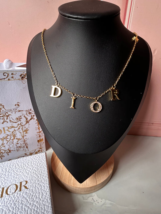 Collar Dior