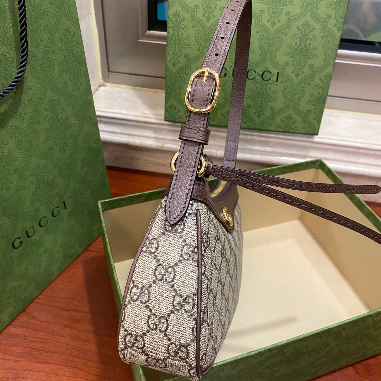 Bolso de hombro pequeño GG