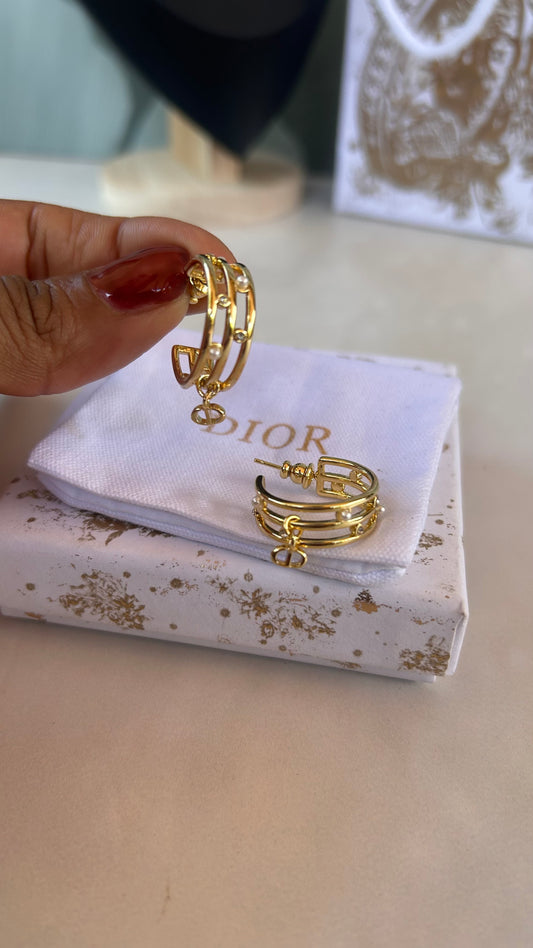 Argollas medianas  Dior