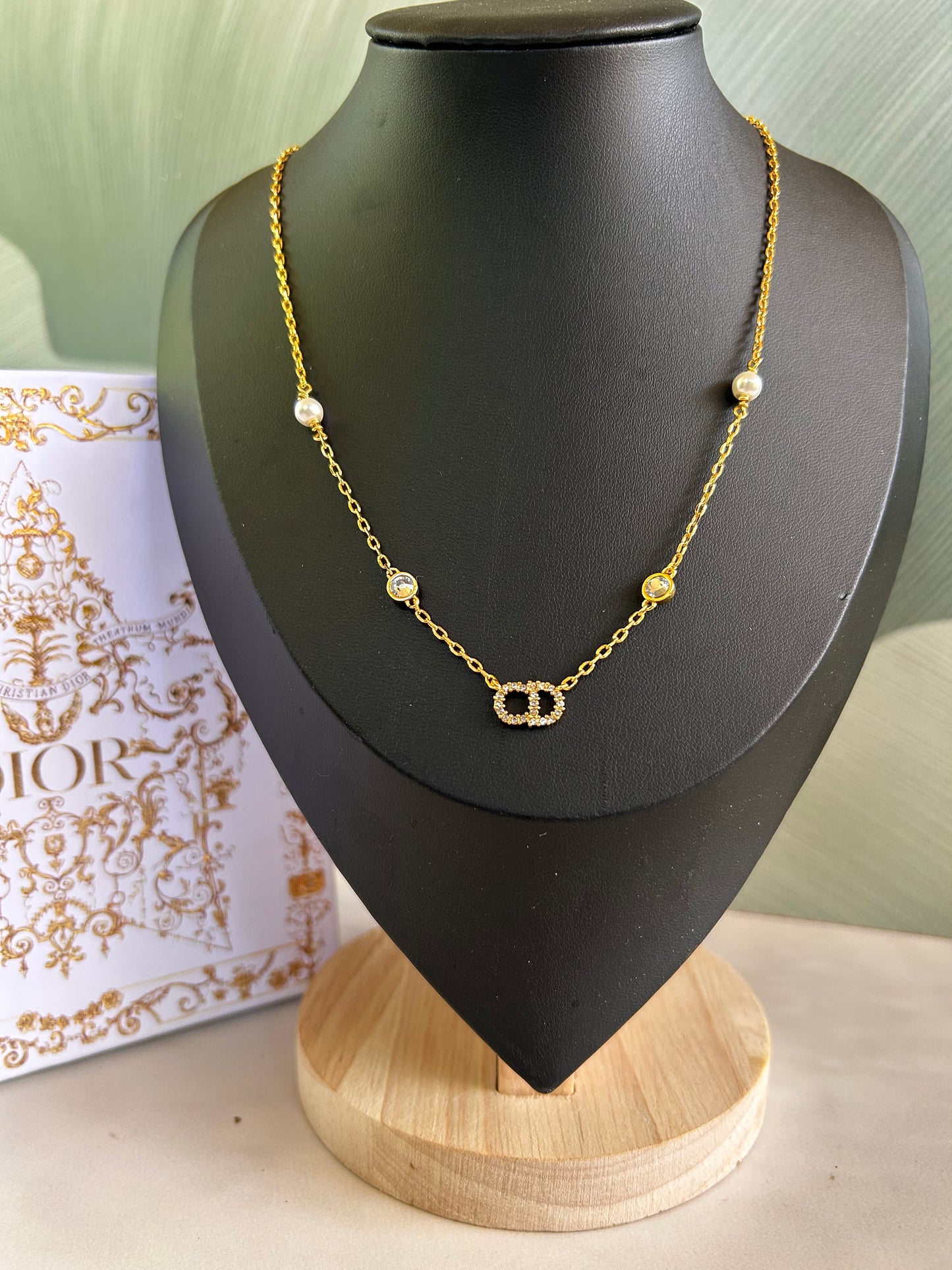 Collar Dior