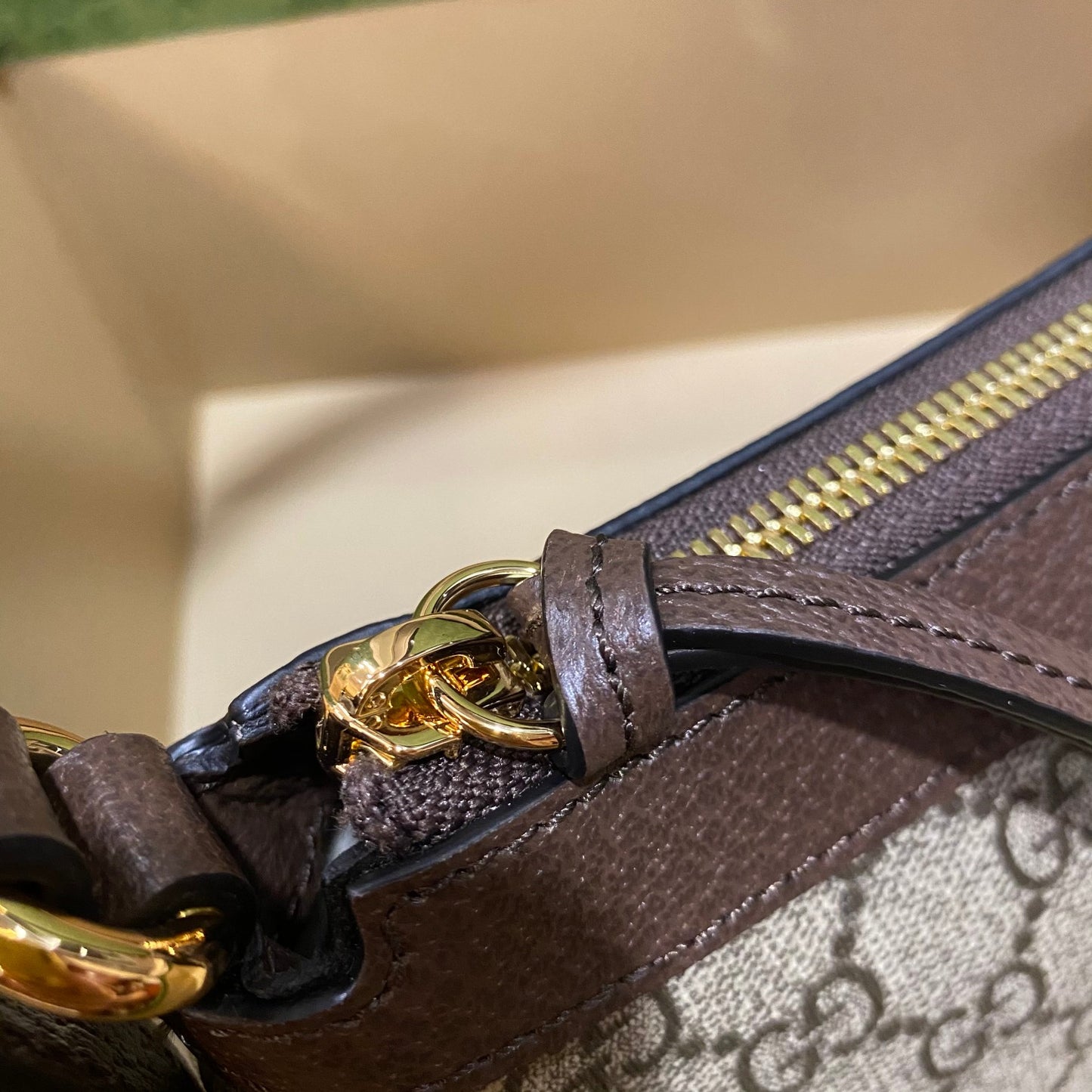 Bolso de hombro pequeño GG